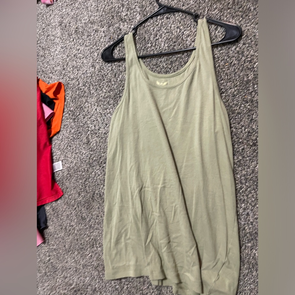 Light green lace tank top